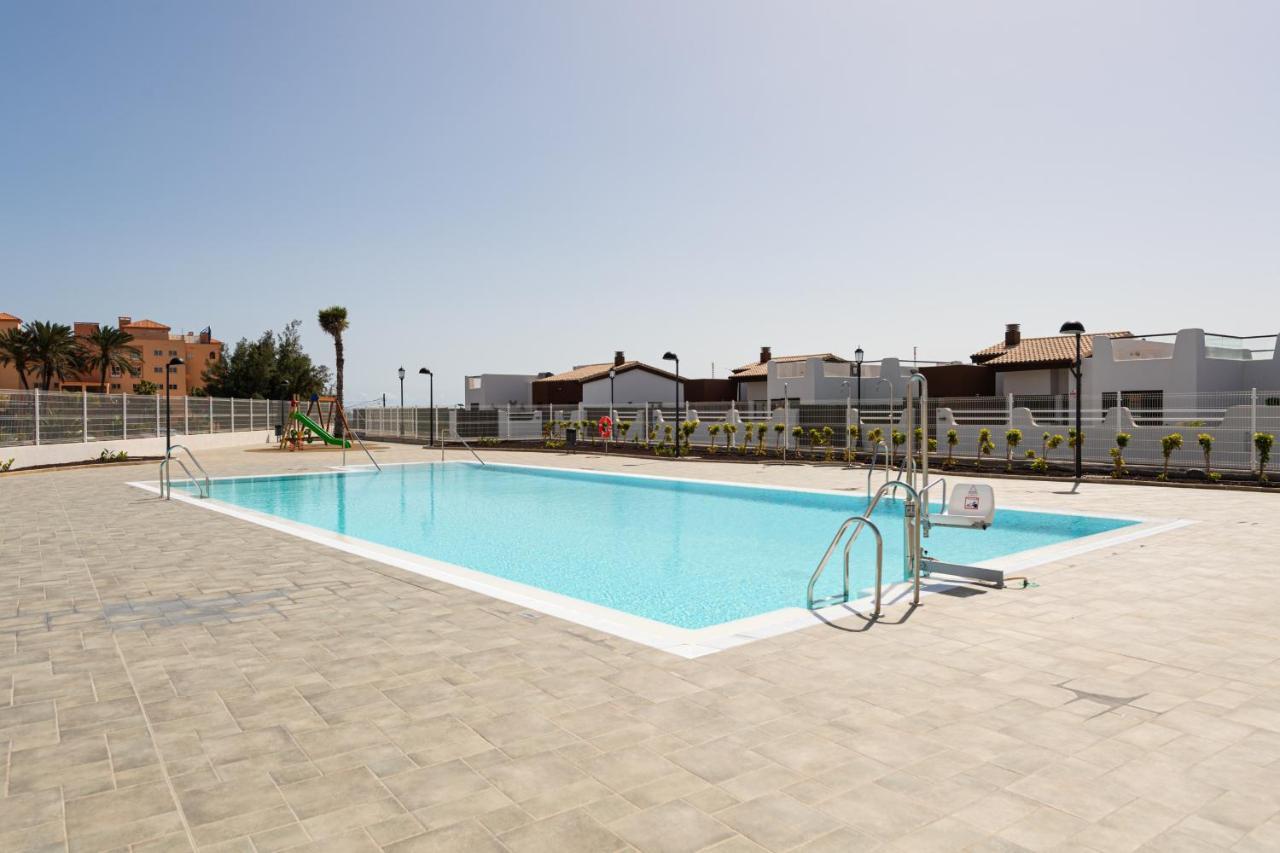 Homeforguest Apartamento En Residencia De Lujo Con Terraza Y Piscina La Guirra Exterior foto